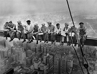 The original 'Lunch atop a Skyscraper' photo from 1932 