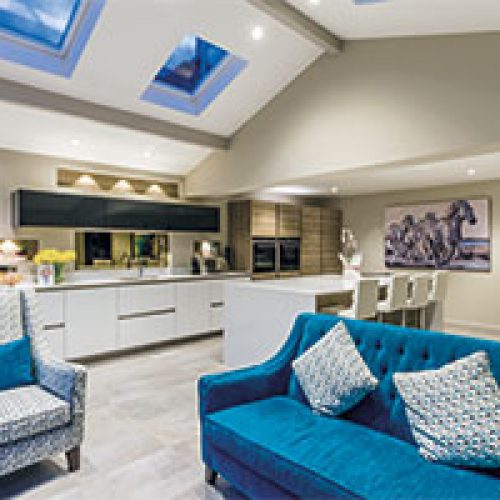 Choose between colour temperatures with Collingwood Lighting’s colour switchable downlights