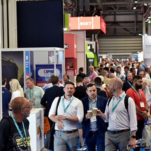 InstallerSHOW Crowds