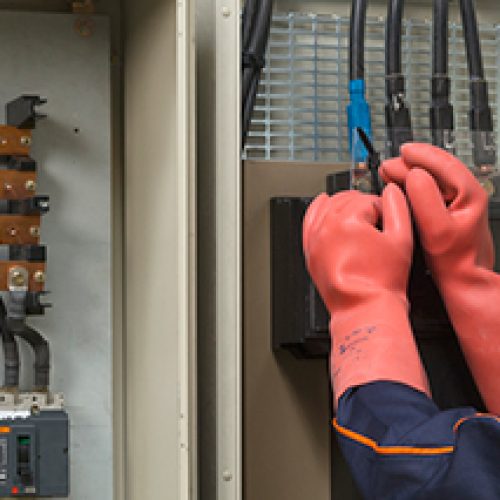 Setting the Standard in Insulated Gloves – Your First & Last Line of Shock Defence